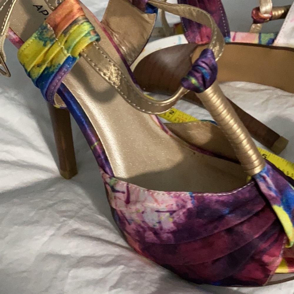 Multicolored high heels - Picture 3 of 5